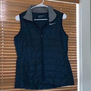 Nike golf vest